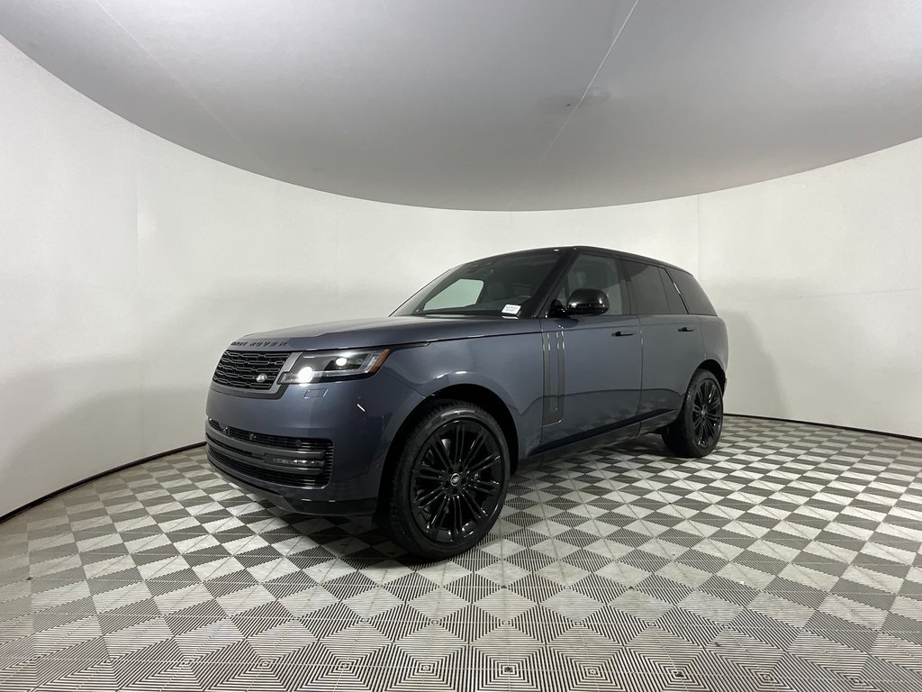 2025 Land Rover Range Rover SE's photo