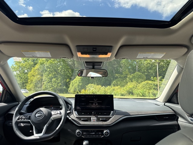 2023 Nissan Altima 2.5 SL photo 13