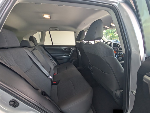 2024 Toyota RAV4 LE photo 14