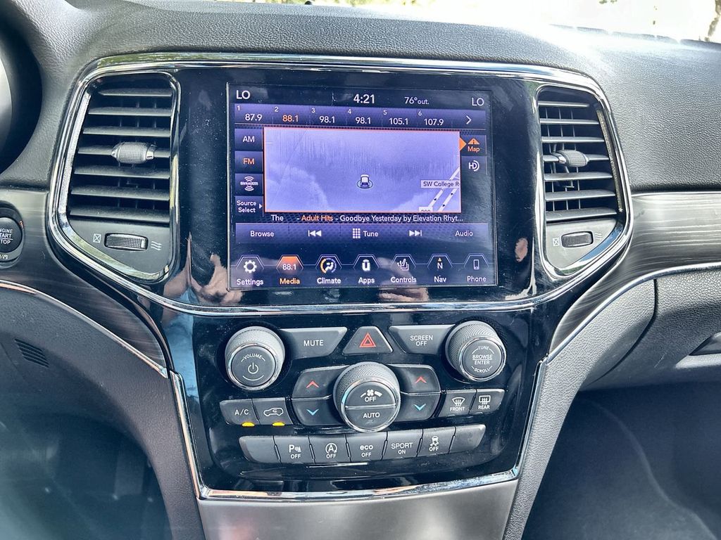 2019 Jeep Grand Cherokee Limited photo 19