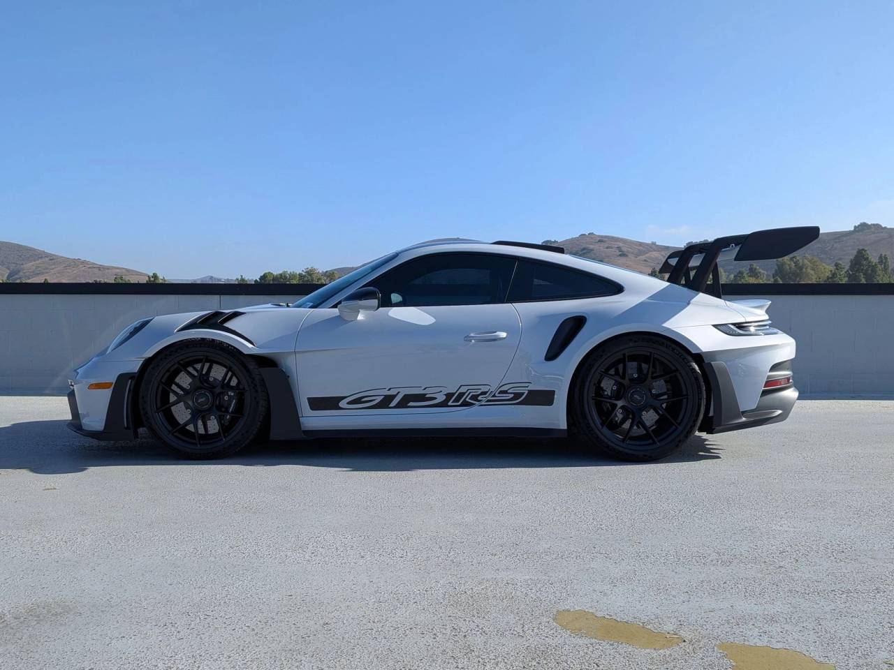 2025 Porsche 911 GT3 RS photo 2