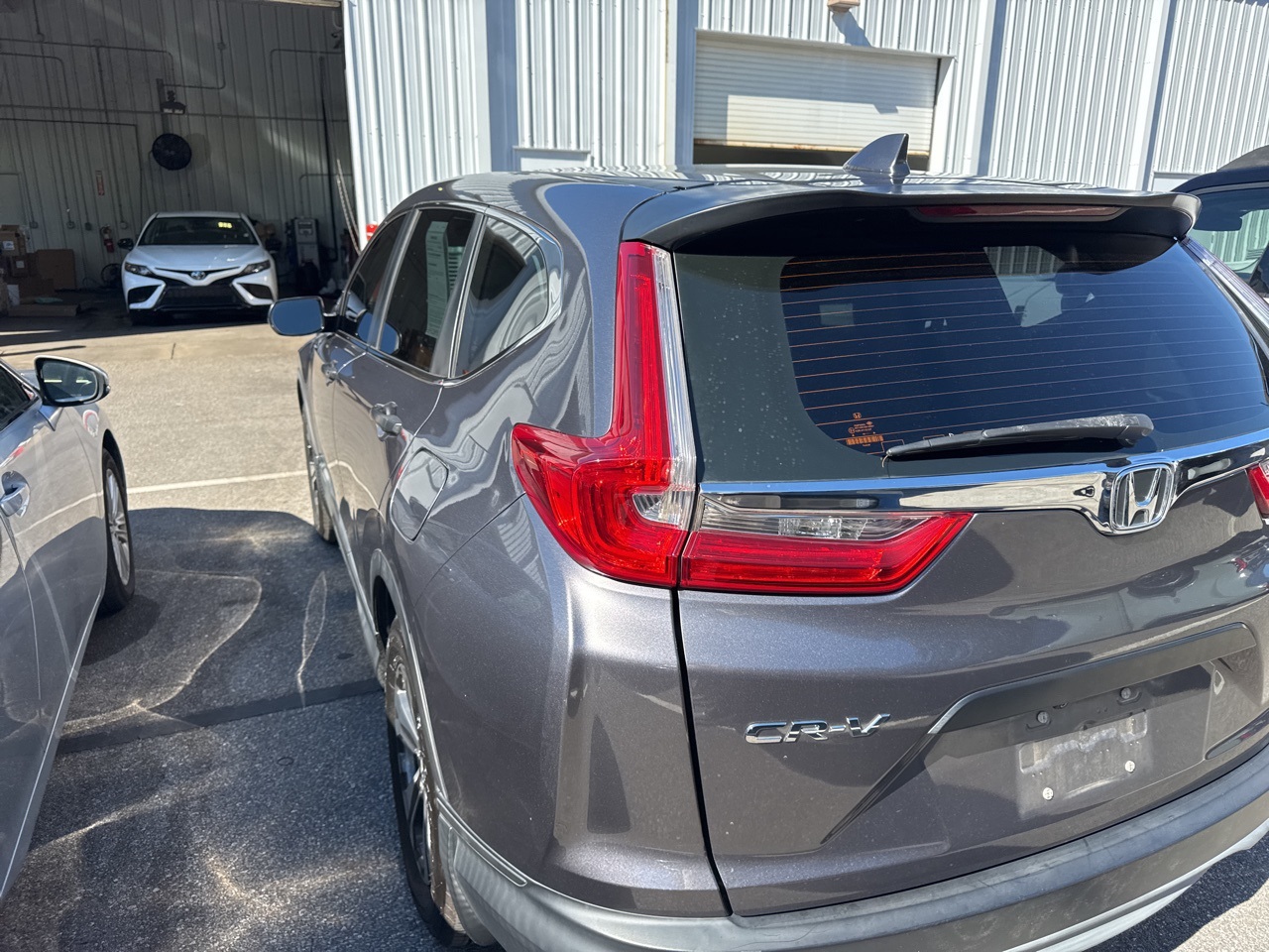 2018 Honda CR-V LX photo 4