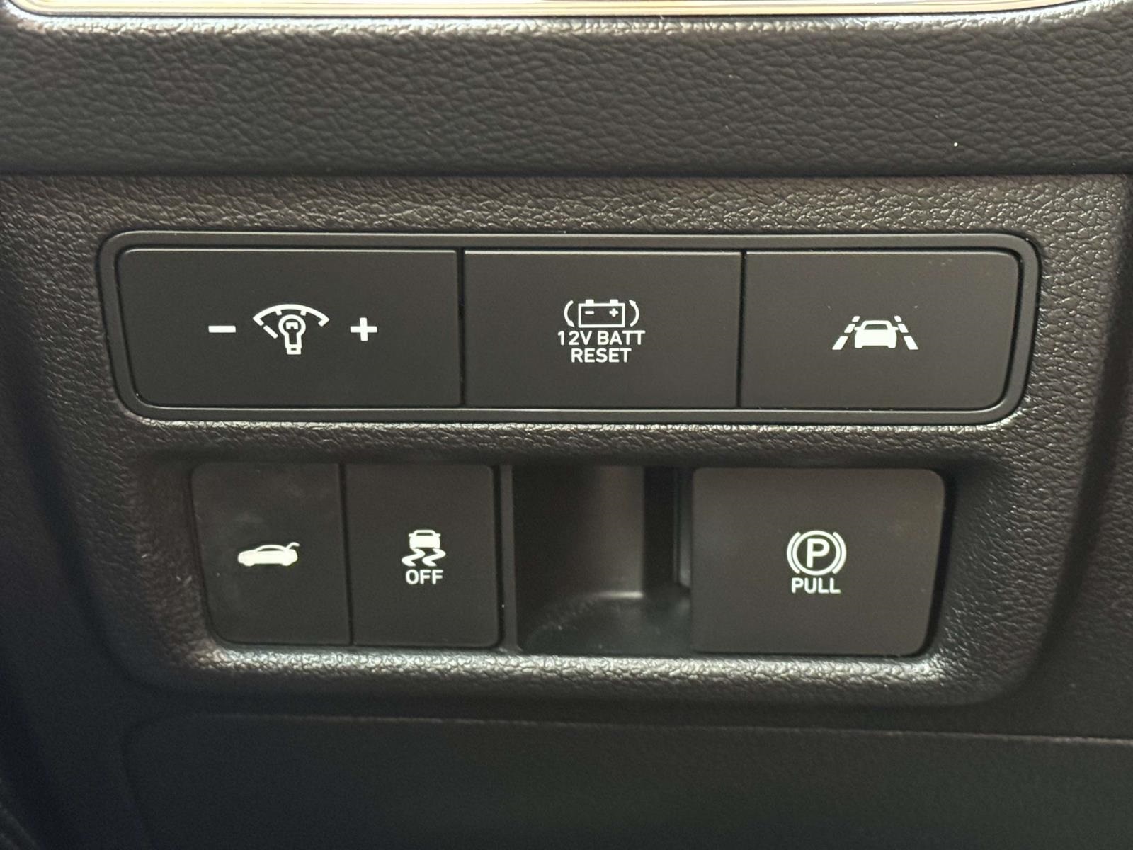 2022 Hyundai Sonata Hybrid SEL photo 23