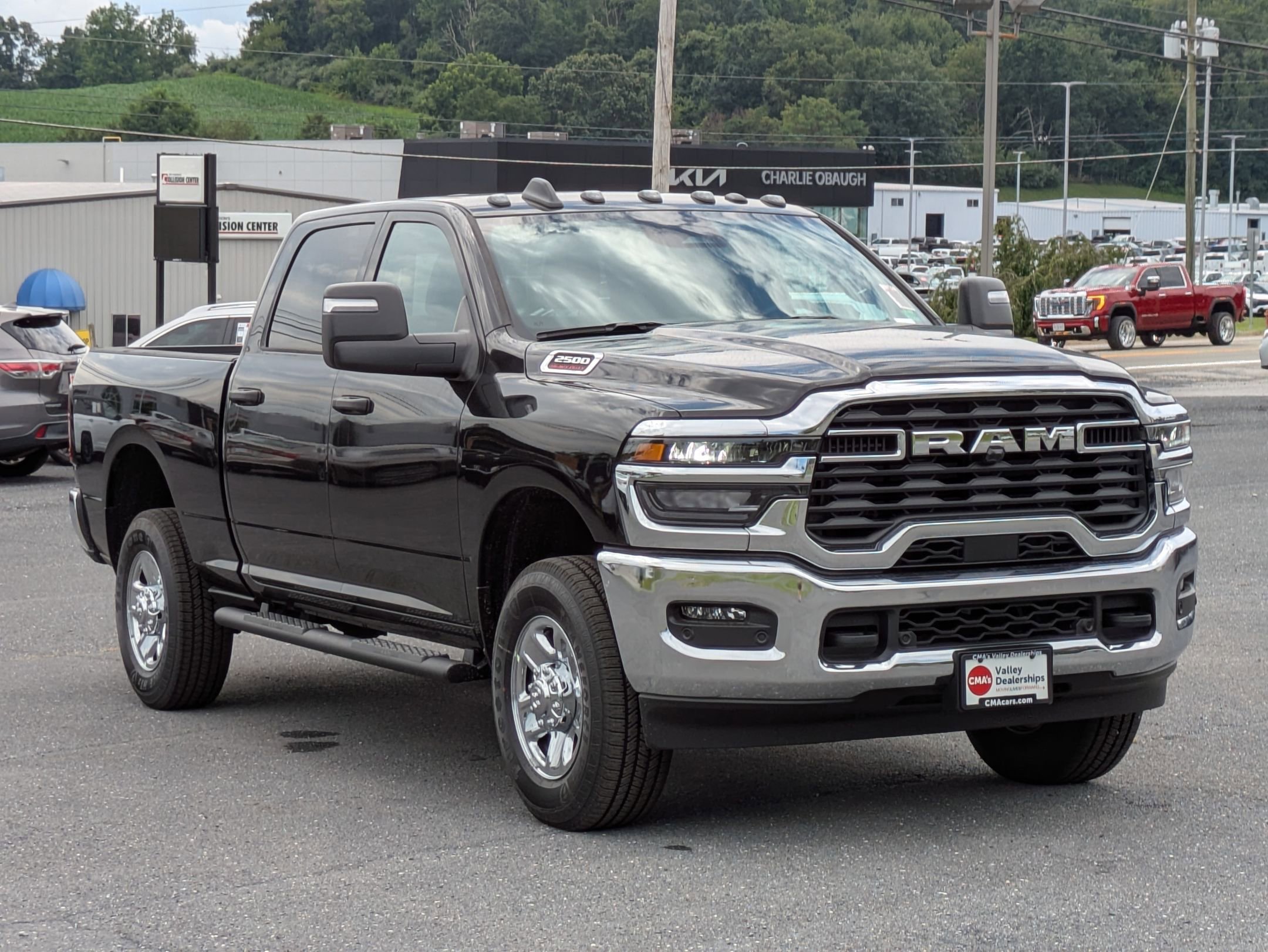2025 Ram 2500 Tradesman photo 3