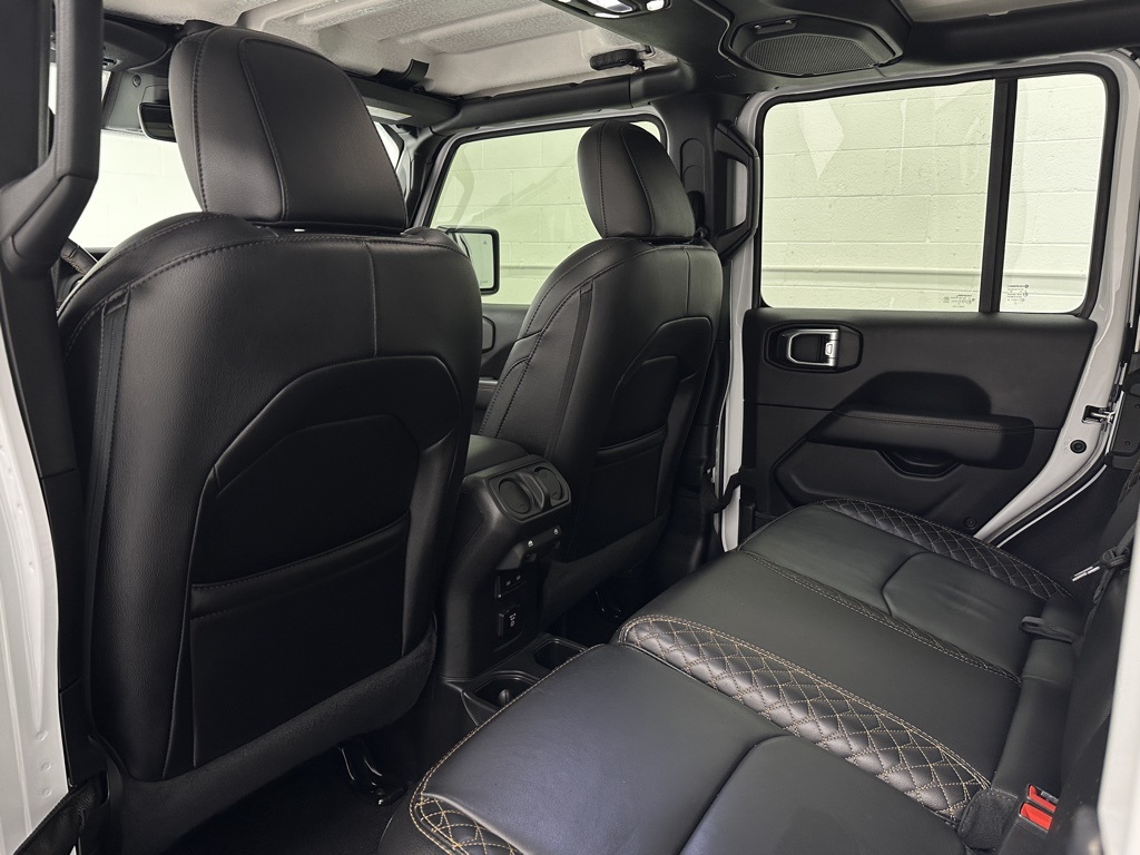 2021 Jeep Wrangler Unlimited Sahara High Altitude 4xe photo 13