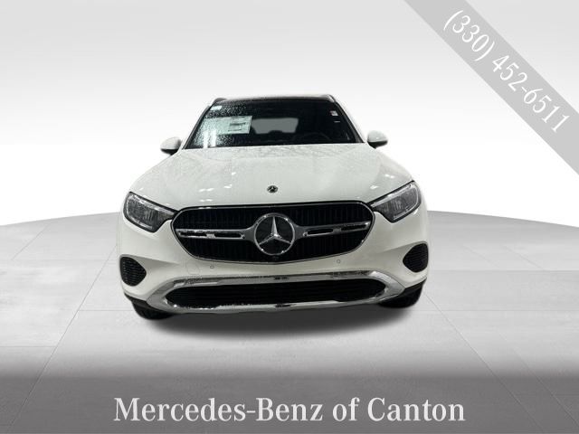 2026 Mercedes-Benz GLC Base's photo