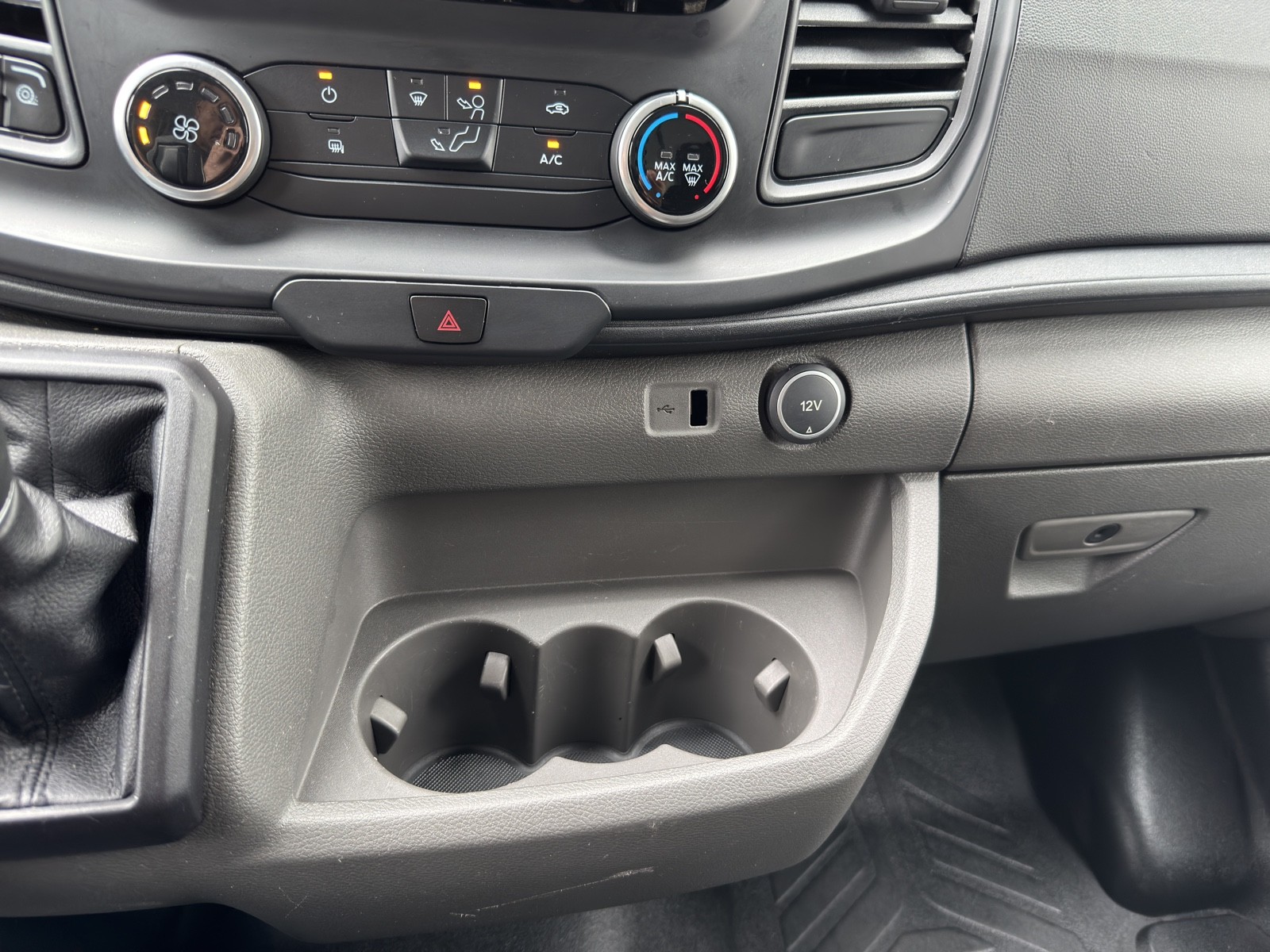 2020 Ford Transit photo 23