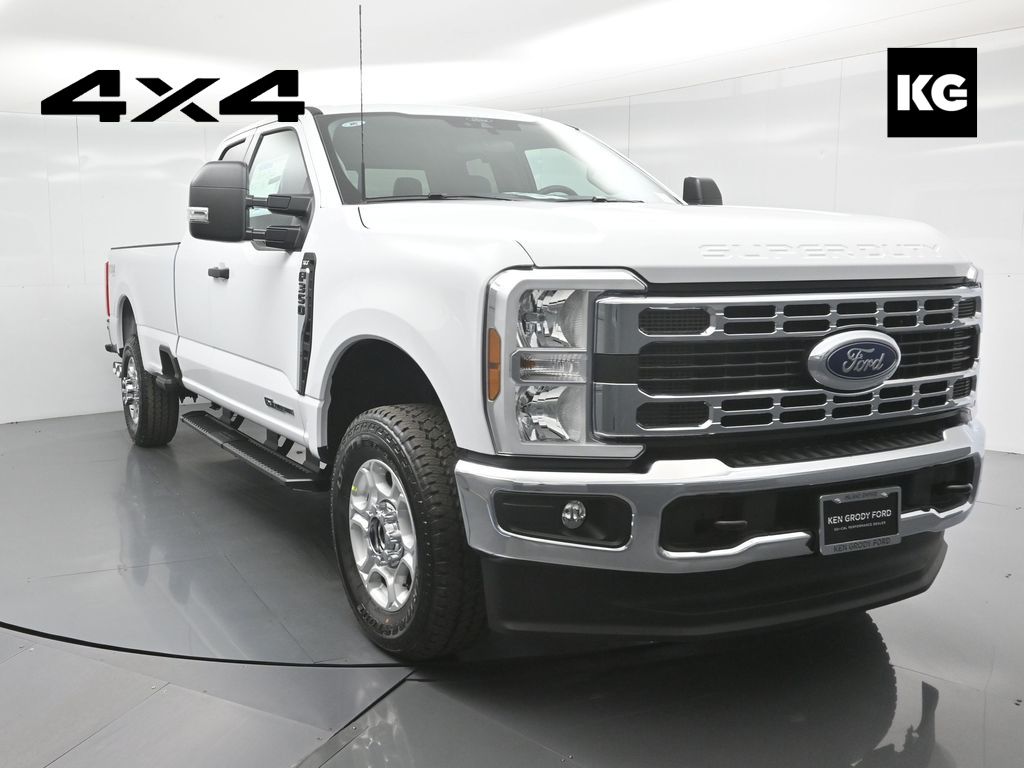 2026 Ford F-350 Super Duty XLT's photo