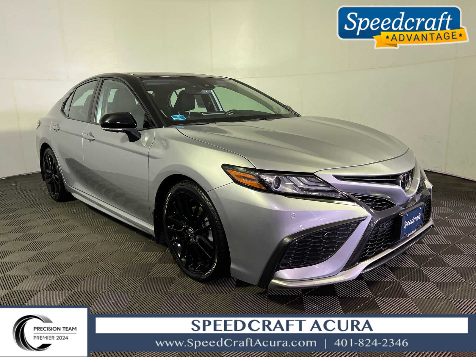 2023 Toyota Camry XSE's photo