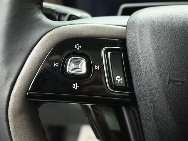 2023 Lincoln Corsair Reserve photo 3