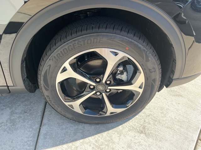 2025 Ford Escape Hybrid ST-Line Select photo 3