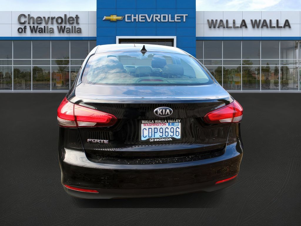 2018 Kia Forte LX Base photo 4