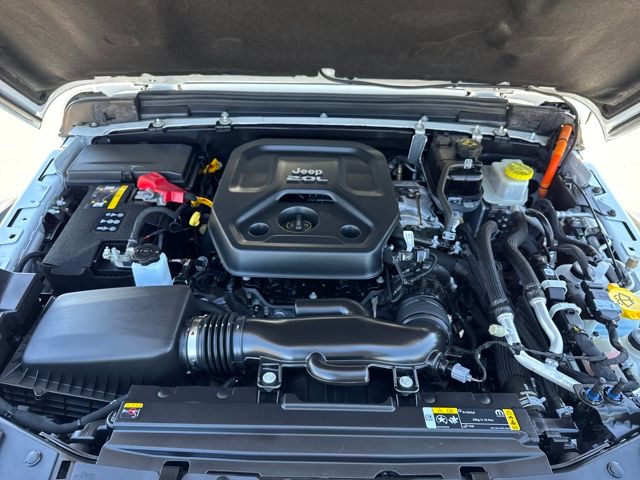 2022 Jeep Wrangler Unlimited Rubicon 4xe photo 22