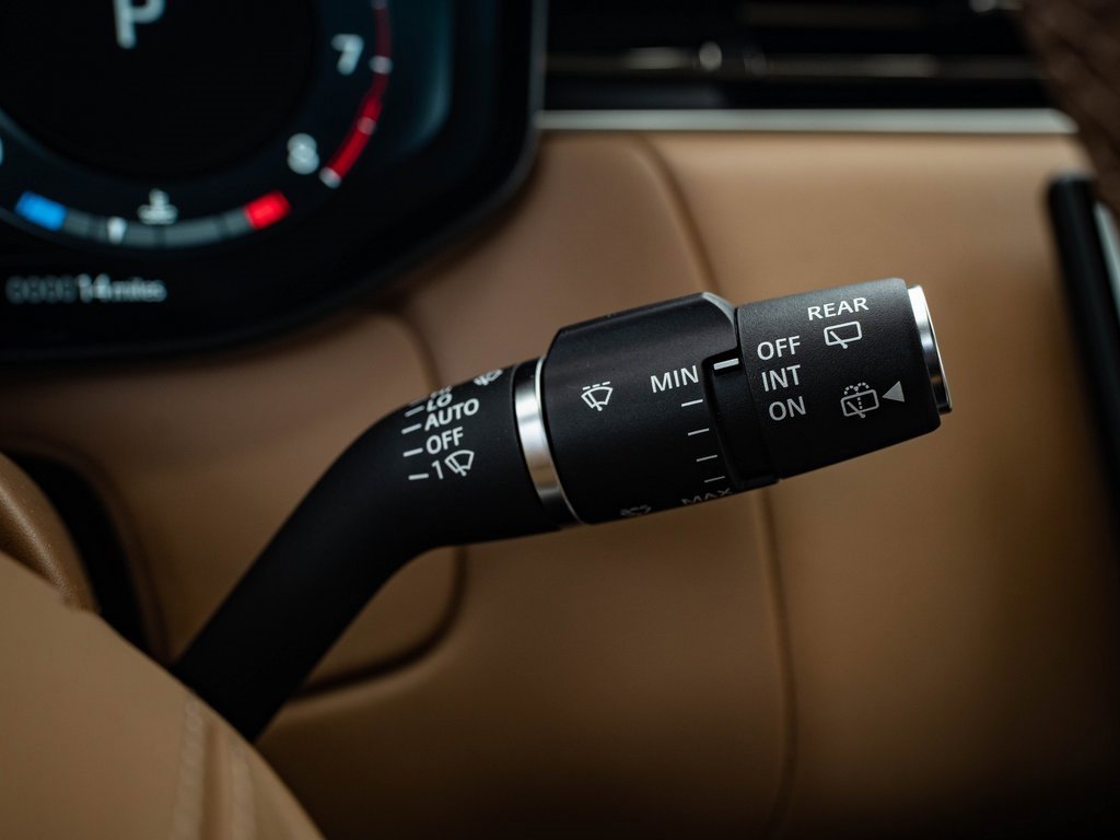 2025 Land Rover Range Rover Autobiography photo 32