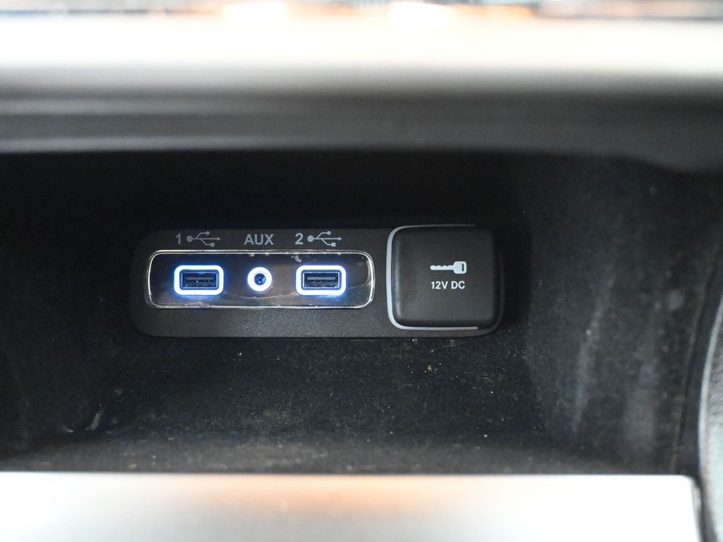 2021 Jeep Grand Cherokee Laredo X photo 4