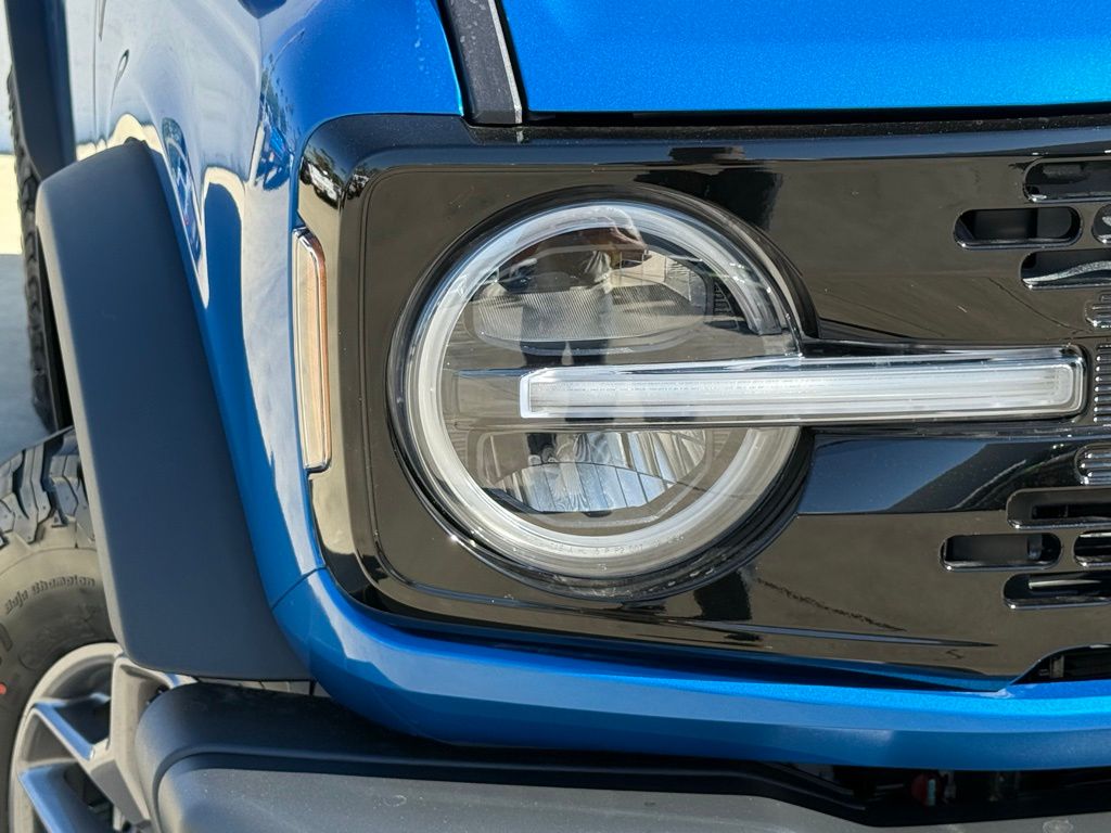 2025 Ford Bronco Badlands photo 3