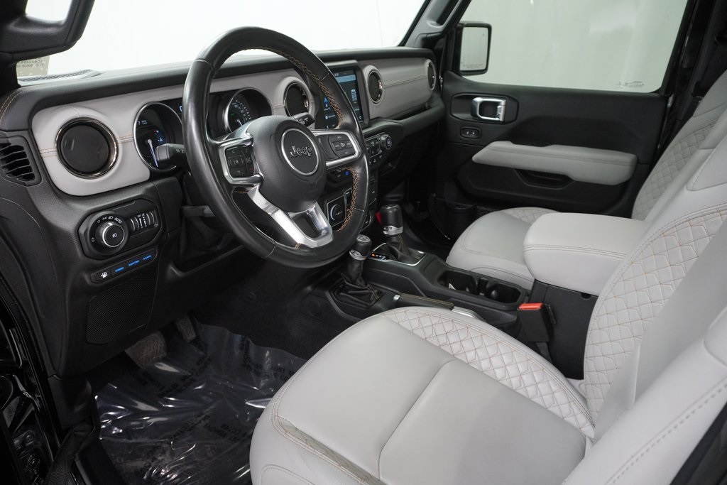 2021 Jeep Wrangler Unlimited Sahara High Altitude 4xe photo 15