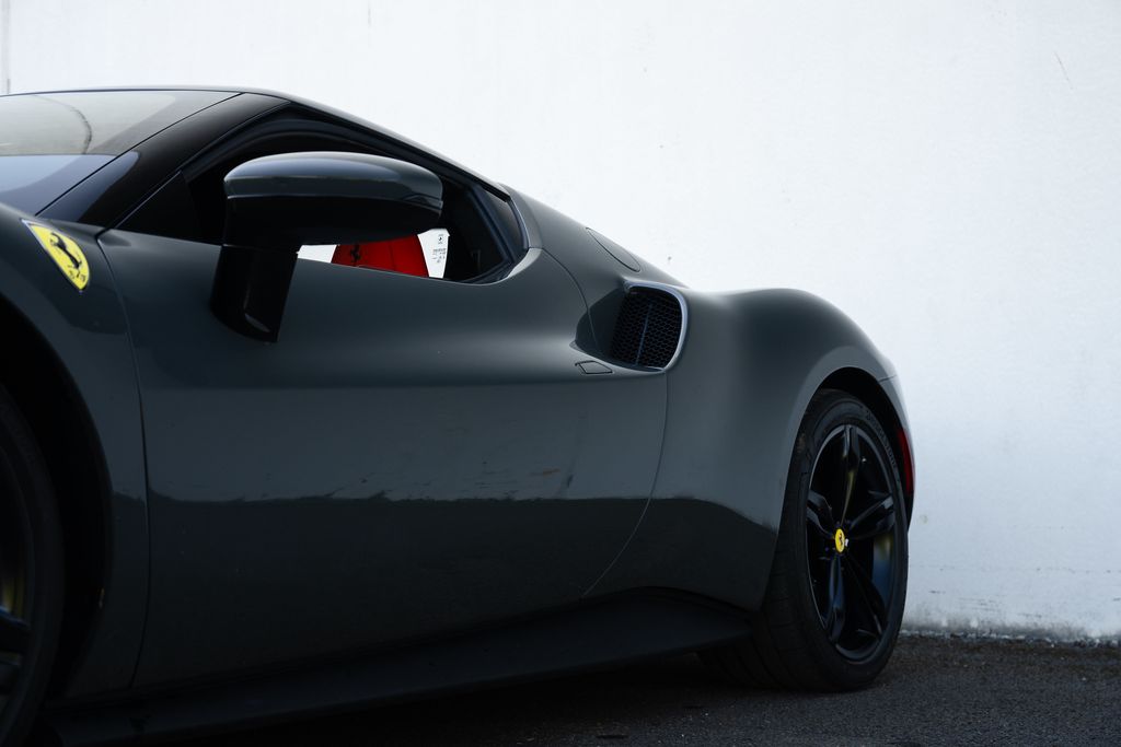 2024 Ferrari 296 GTB photo 32