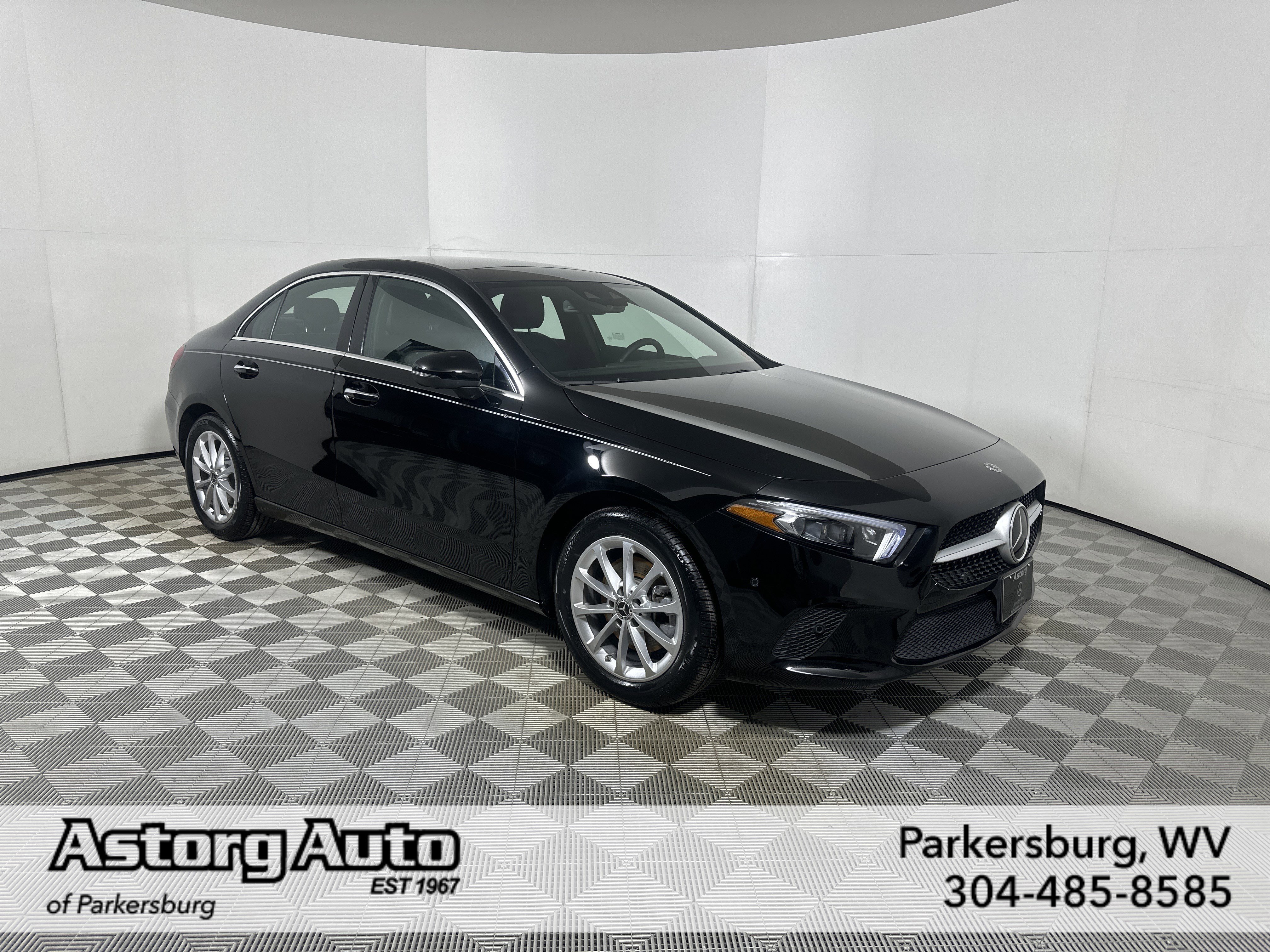 2019 Mercedes-Benz A-Class A220's photo