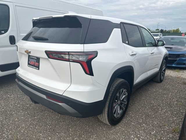 2026 Chevrolet Equinox LT photo 3