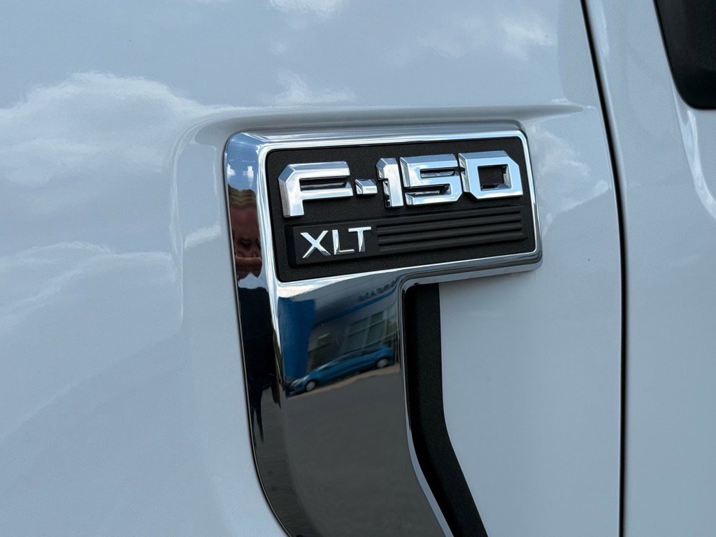 2022 Ford F-150 XLT photo 21