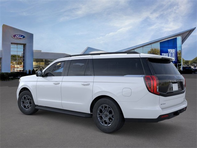 2025 Ford Expedition MAX photo 4