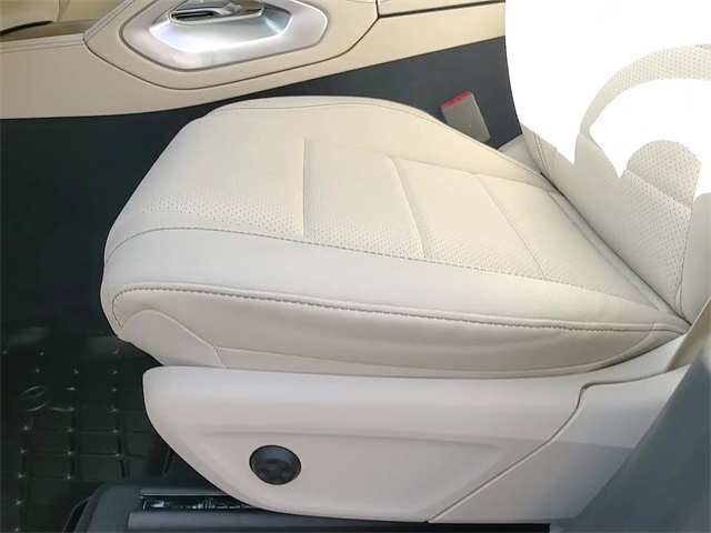 2024 Mercedes Benz GLE 450 4MATIC photo 14