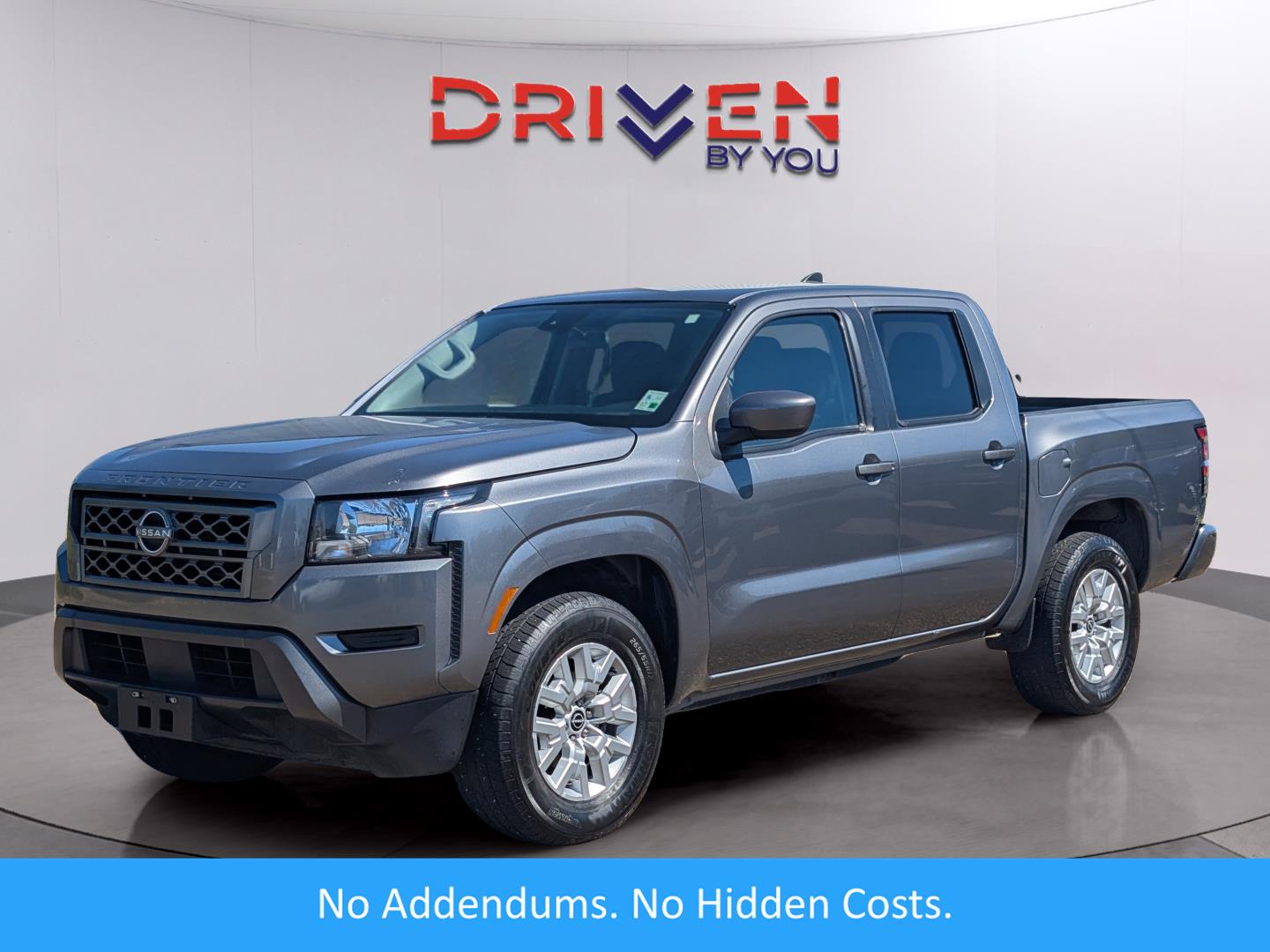 2022 Nissan Frontier SV's photo