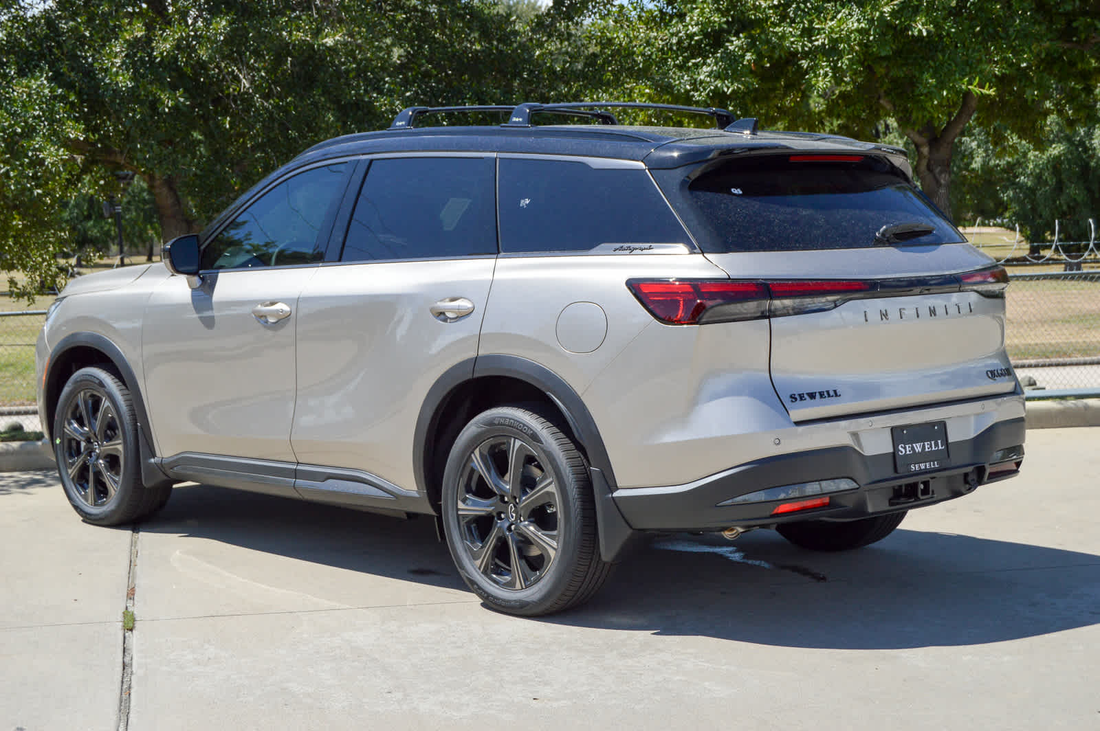 2026 Infiniti QX60 Autograph AWD photo 3