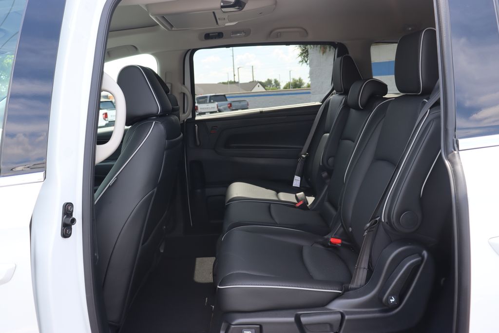 2026 Honda Odyssey Elite photo 10