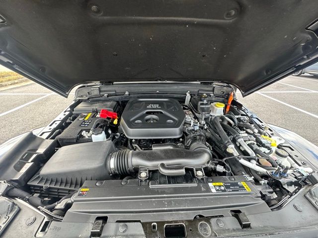 2023 Jeep Wrangler Sahara 4xe photo 14