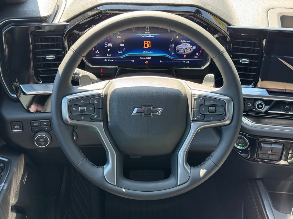 2025 Chevrolet Silverado 1500 RST photo 15