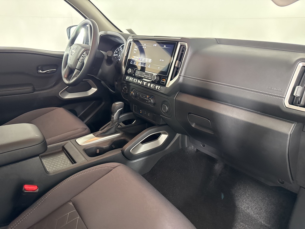 2025 Nissan Frontier SV photo 19