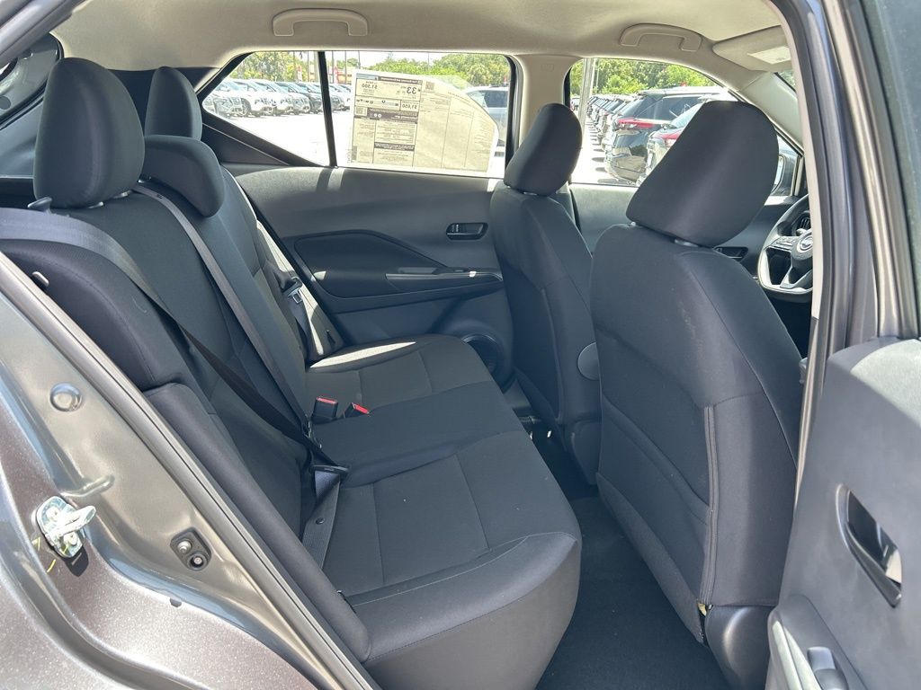 2025 Nissan Kicks Play S photo 34