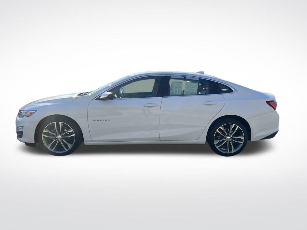 2024 Chevrolet Malibu Premier 2LT photo 2