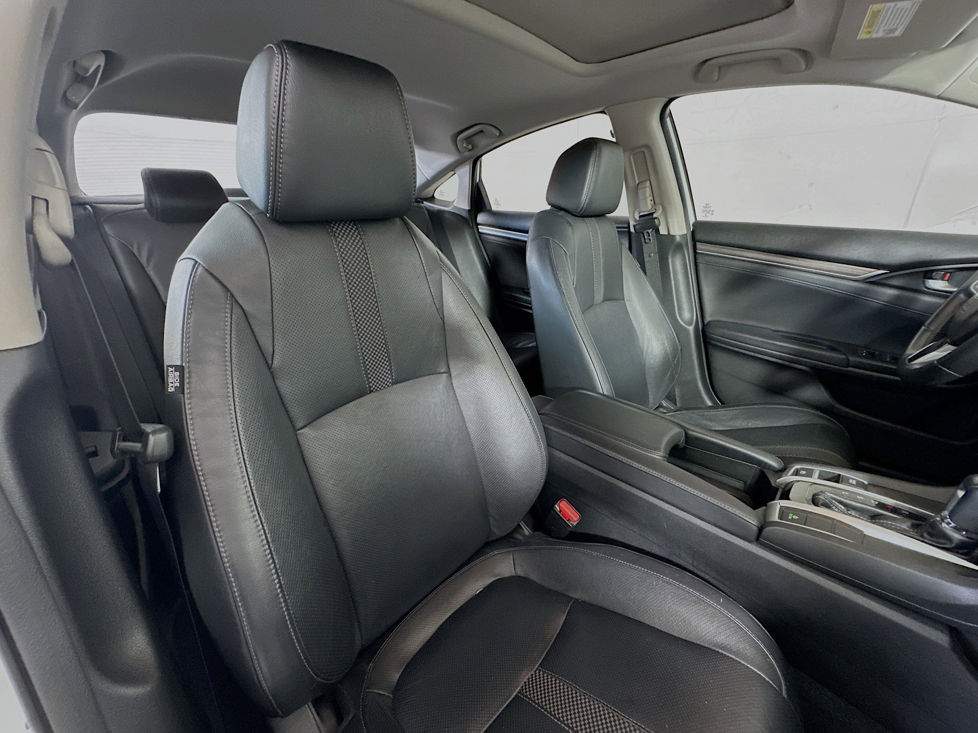2019 Honda Civic EX-L photo 25