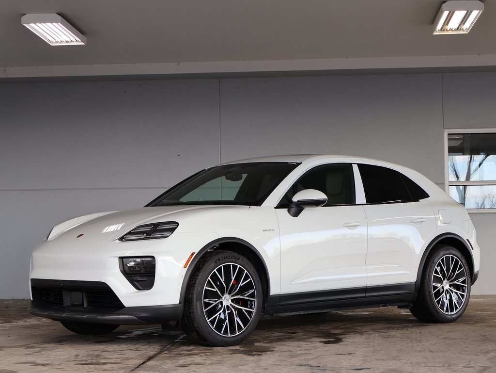 2025 Porsche Macan S