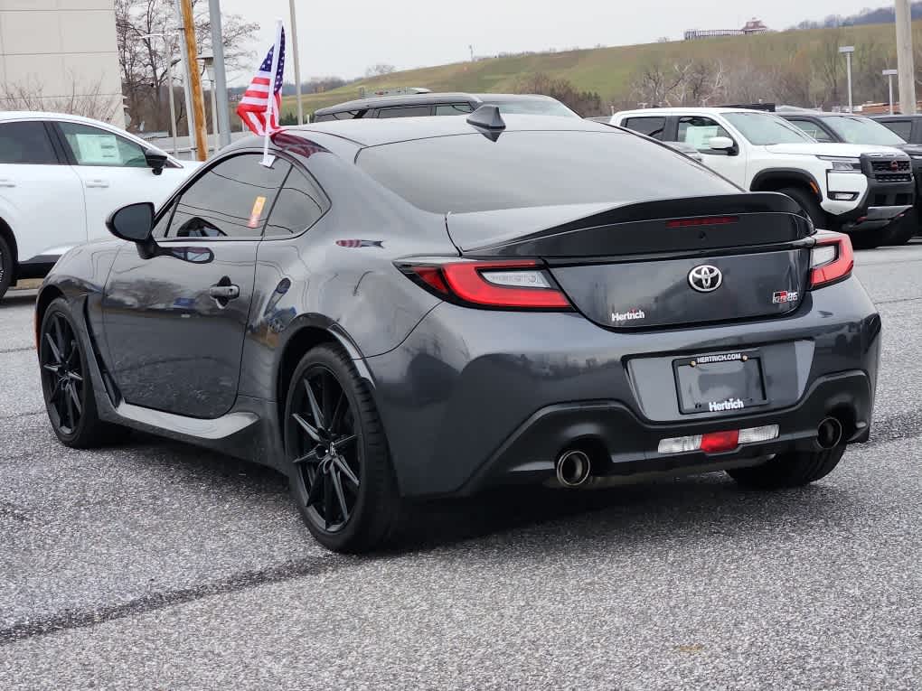 2023 Toyota GR86 Premium photo 4