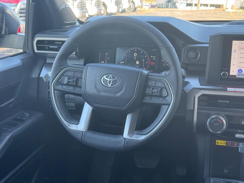 2025 Toyota Tacoma SR5 4x4 Double Cab photo 7