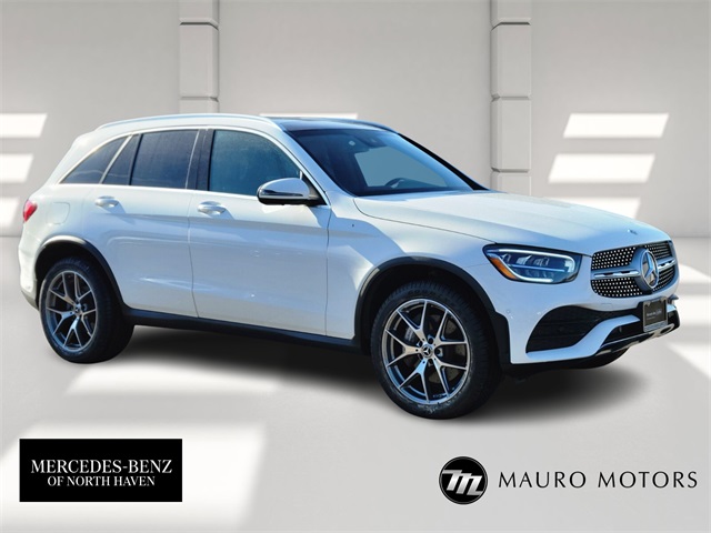 2022 Mercedes-Benz GLC GLC300's photo