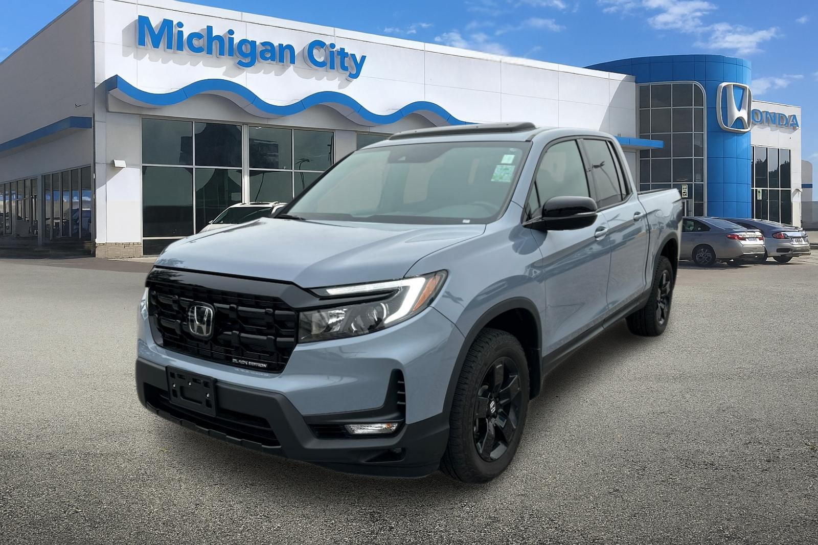 2024 Honda Ridgeline Black Edition's photo