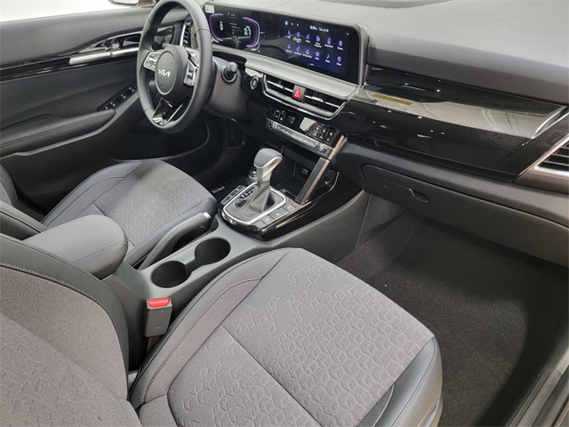 2026 Kia Seltos S photo 8