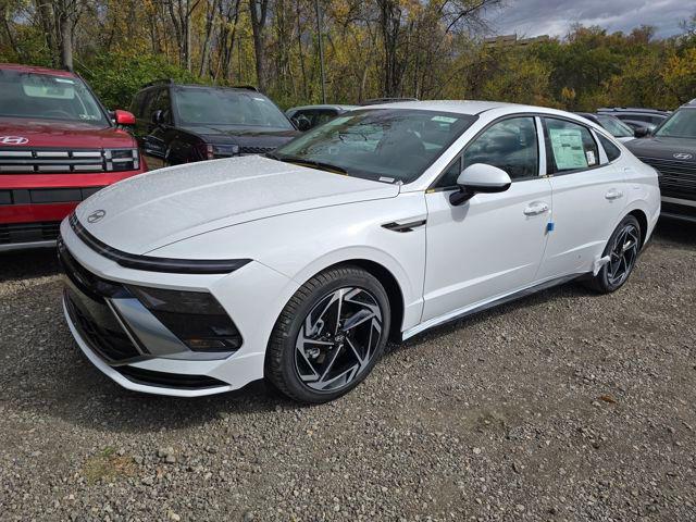 2026 Hyundai Sonata SEL's photo