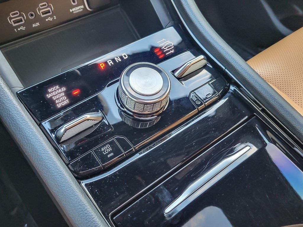 2022 Jeep Grand Cherokee Summit 4xe photo 13