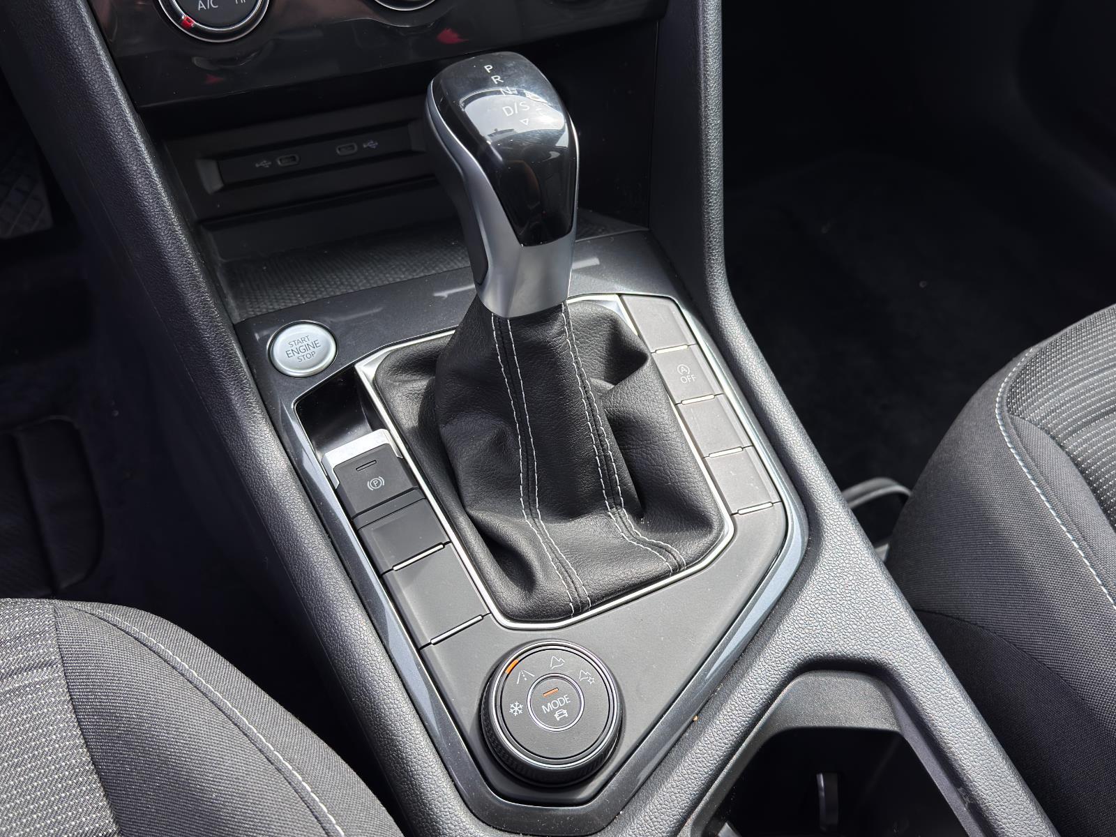 2022 Volkswagen Tiguan S photo 19
