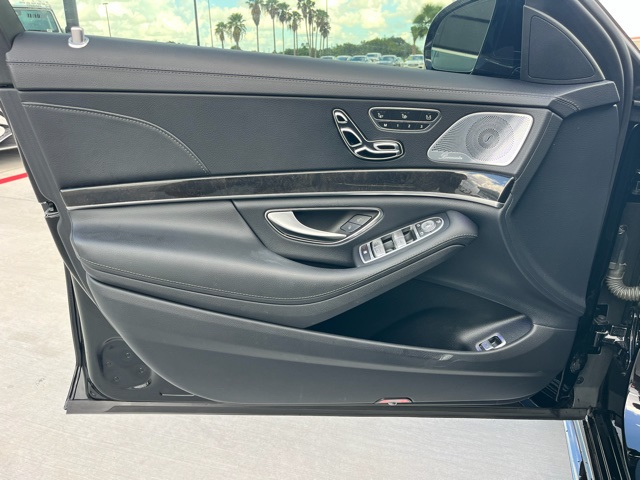 2019 Mercedes Benz S 450 photo 7