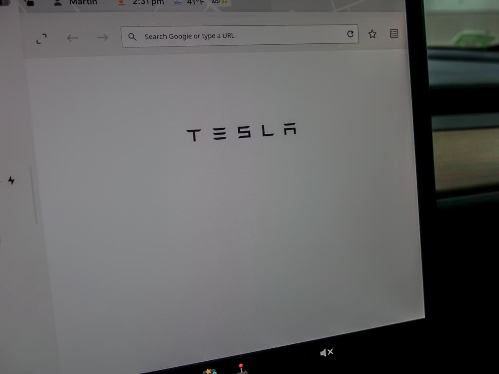 2022 TESLA MODEL 3 - Image 22