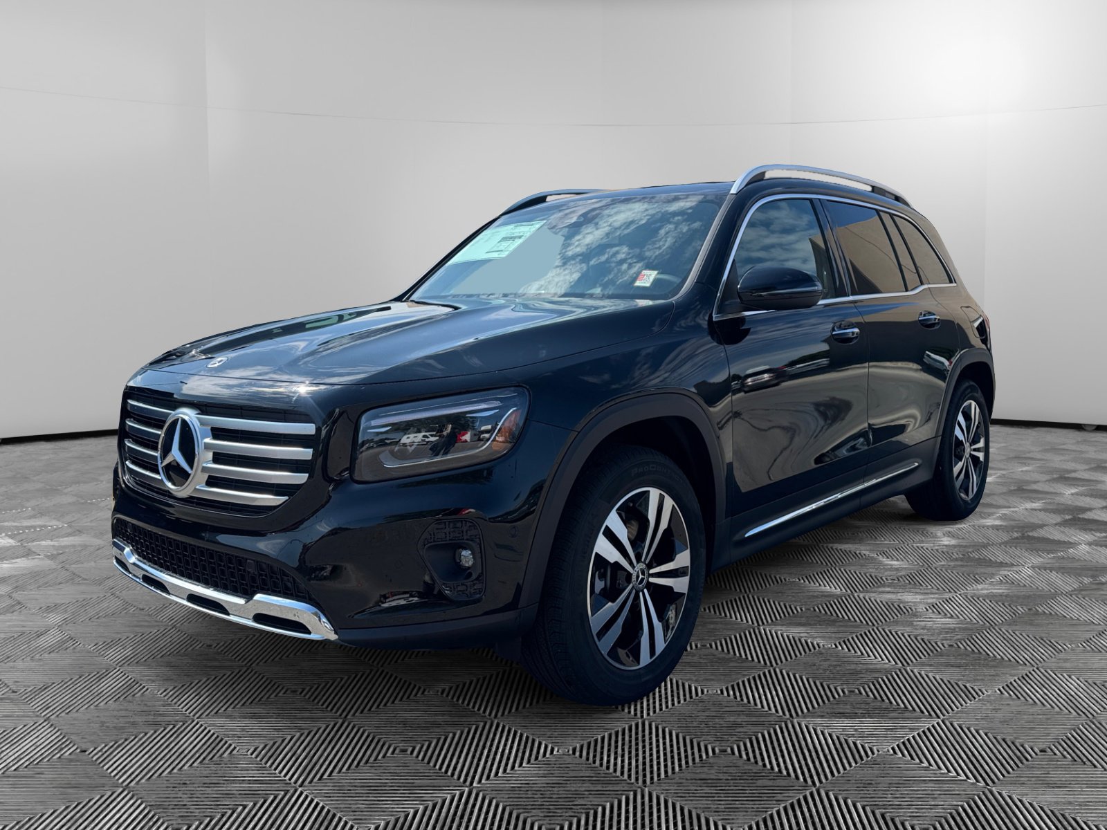 2026 Mercedes Benz GLB 250 4MATIC photo 7