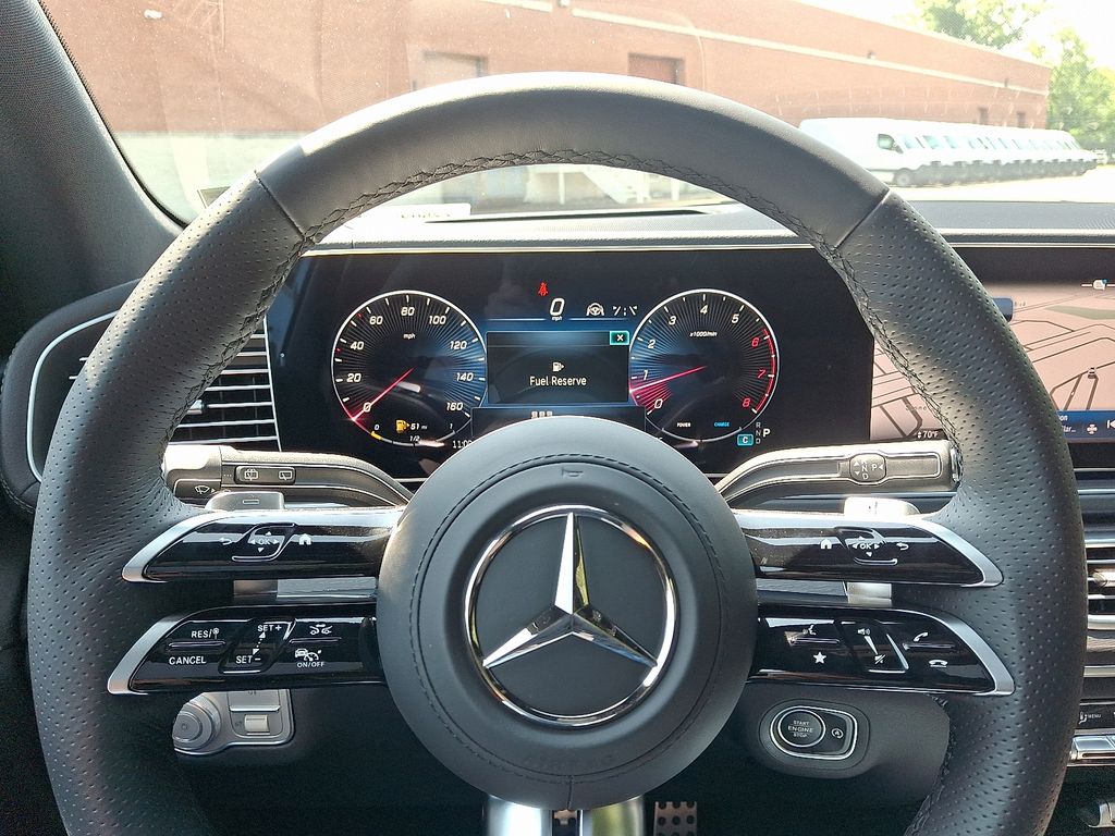 2025 Mercedes Benz GLS 450 4MATIC photo 17