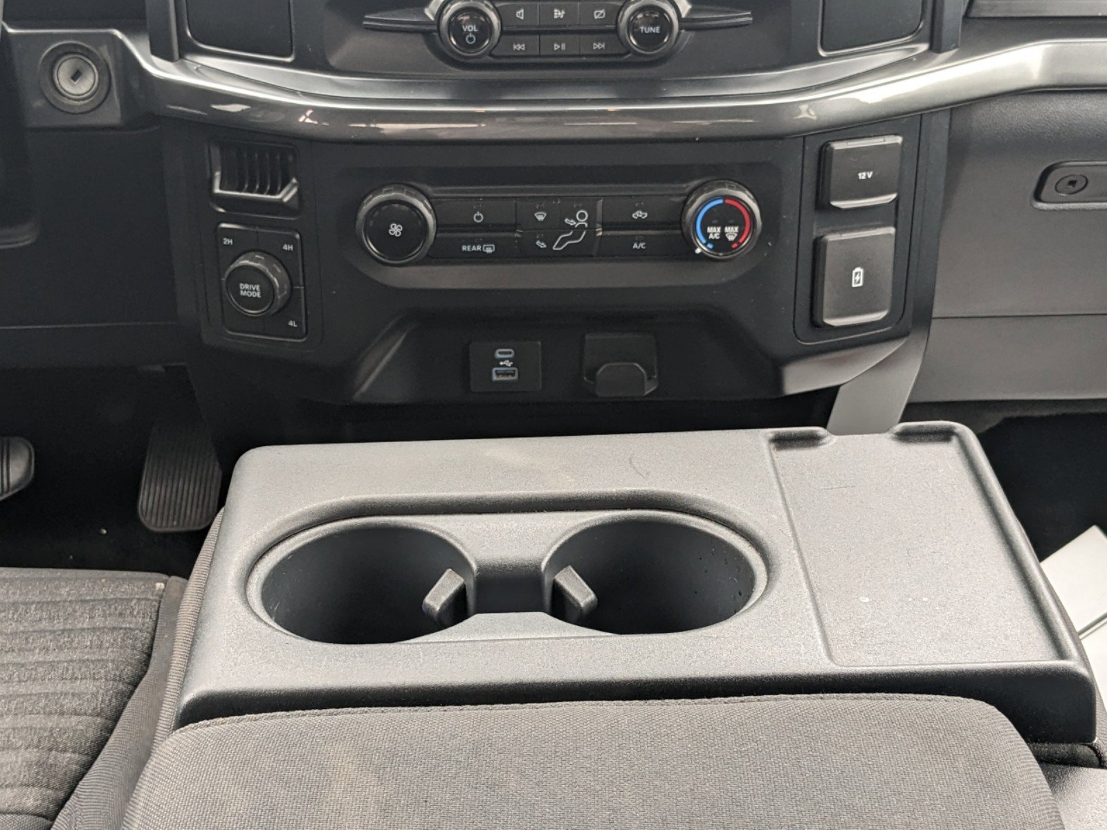2022 Ford F-150 XL photo 17